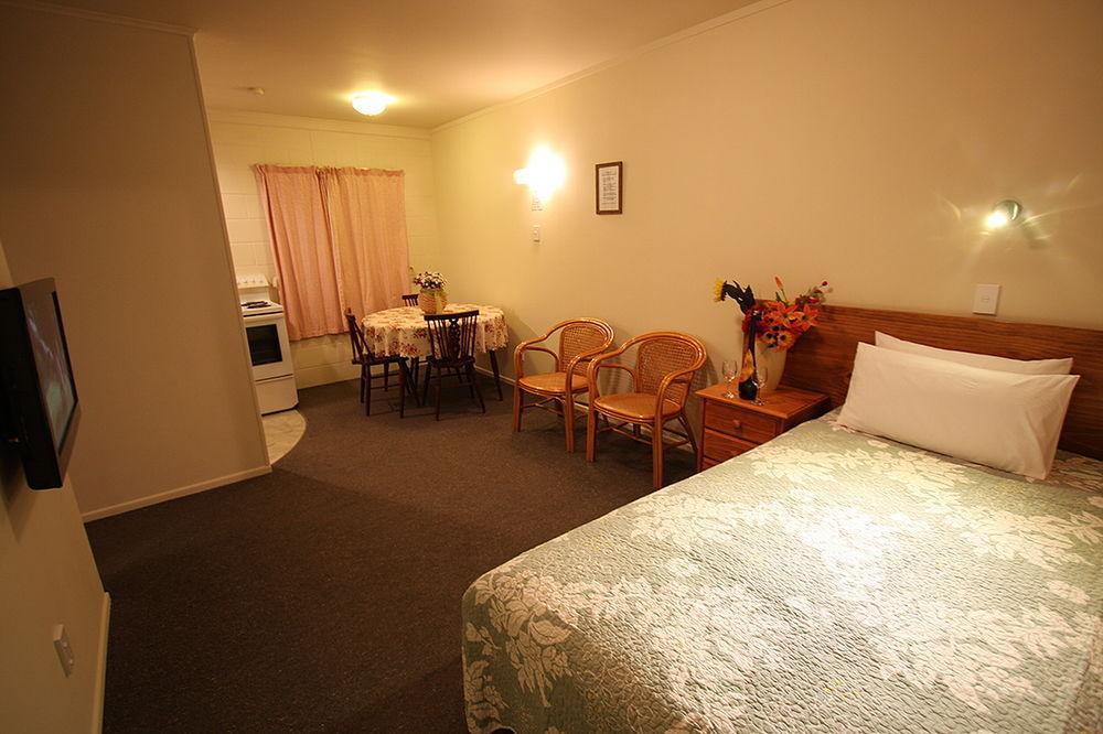Auto Lodge Motel Hamilton Buitenkant foto