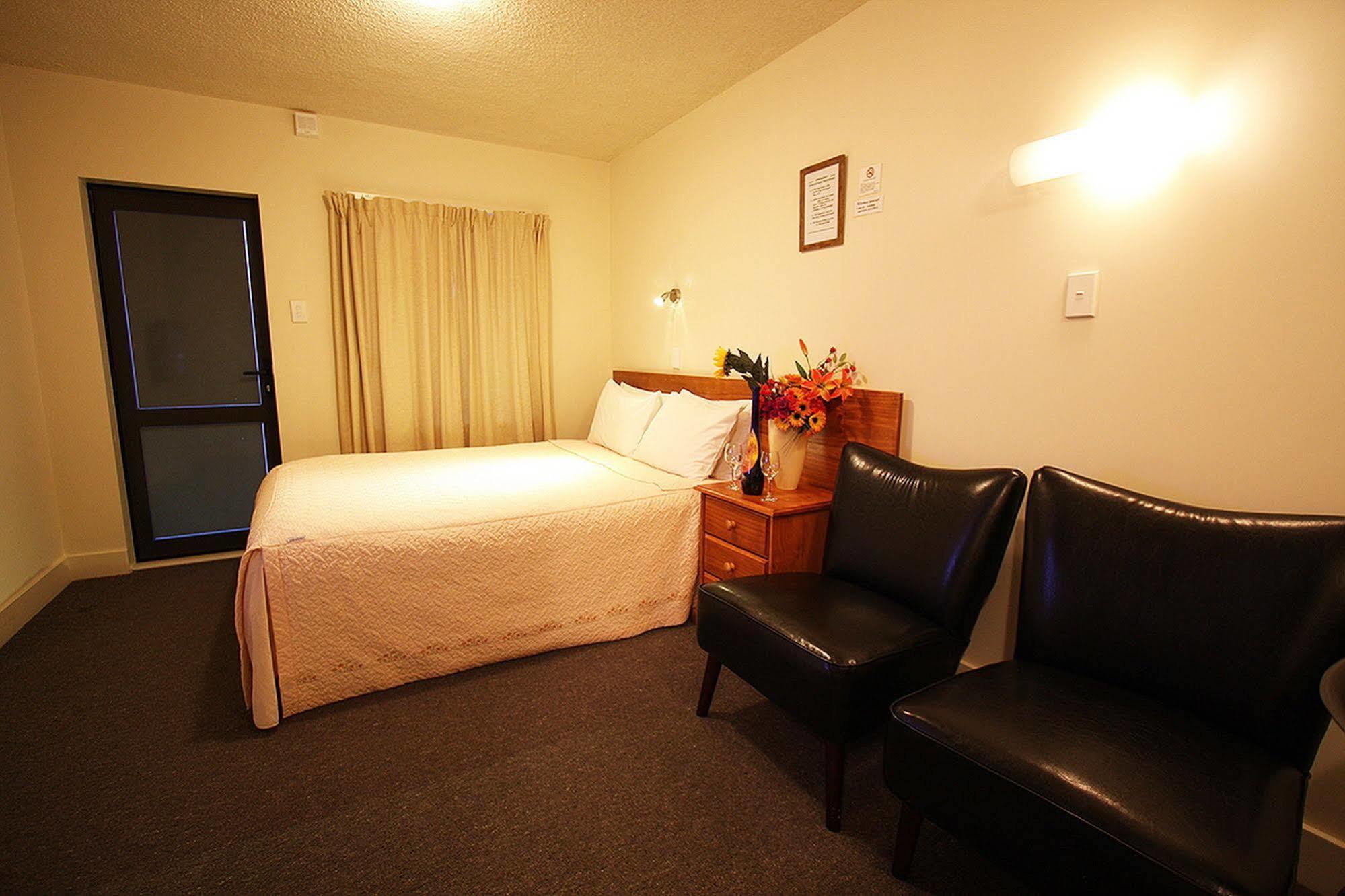 Auto Lodge Motel Hamilton Buitenkant foto