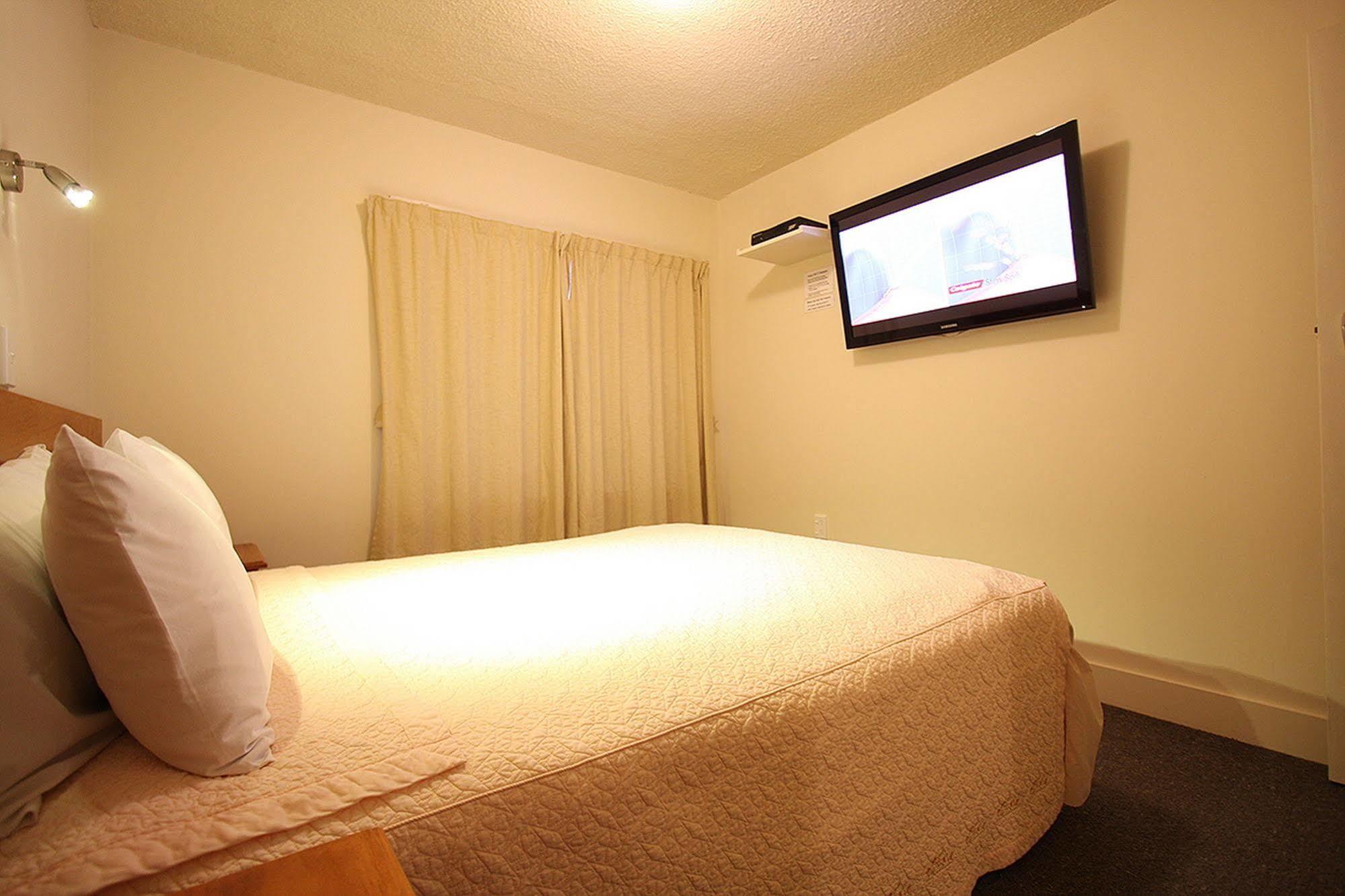 Auto Lodge Motel Hamilton Buitenkant foto